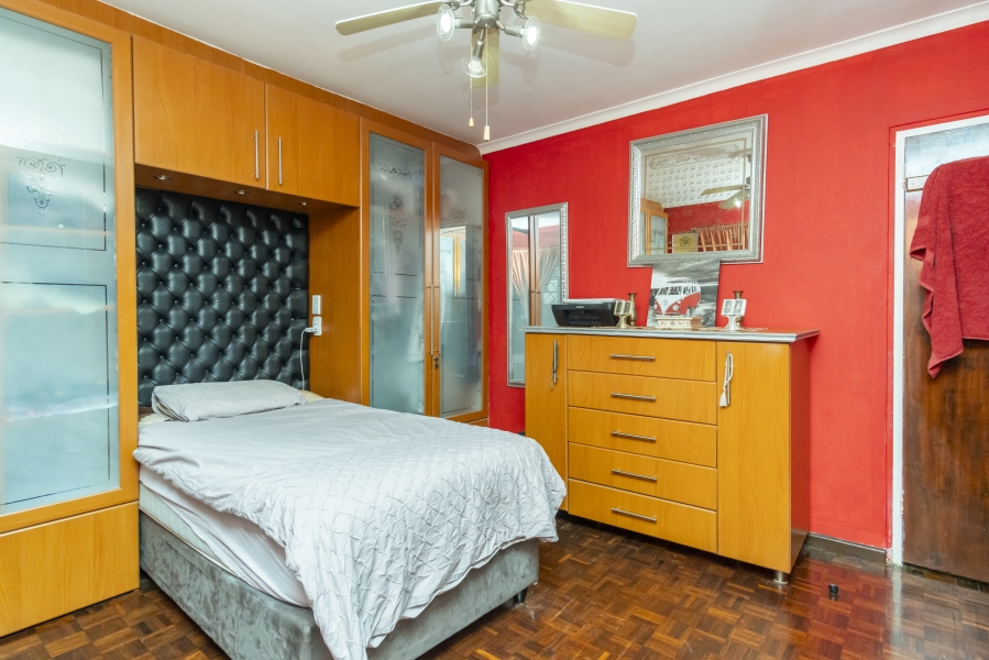 3 Bedroom Property for Sale in Pinati Western Cape